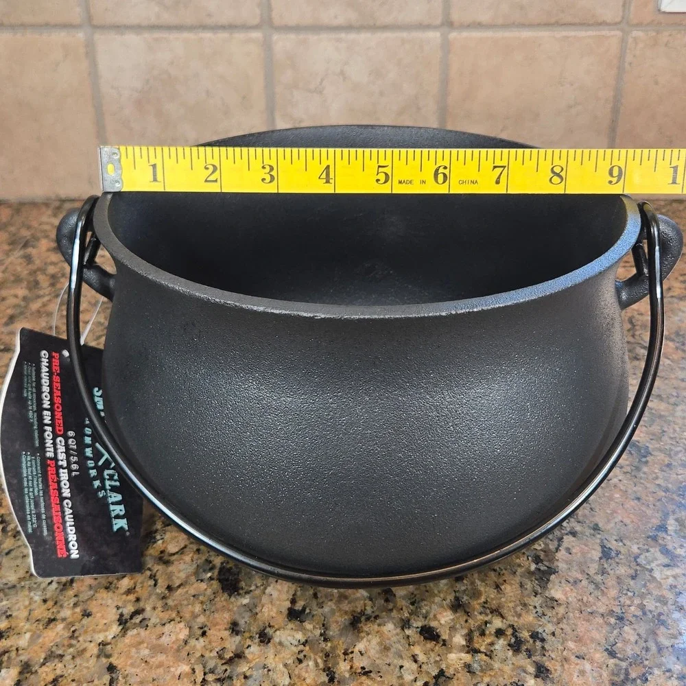 Smith and Clark Cast Iron Cauldron 6 QT BLACK 2026 Halloween Pre Seasoned